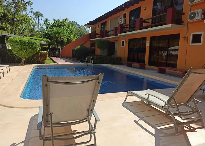 J.b. Hotel Zihuatanejo