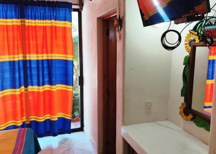 J.b. 3* Zihuatanejo