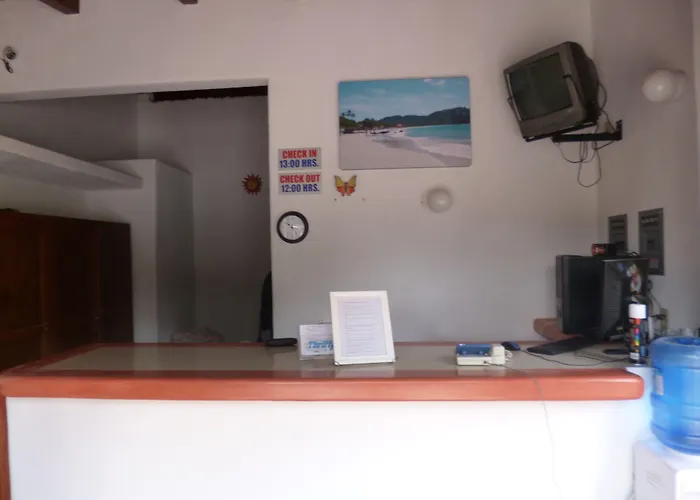 J.b. Hotel Zihuatanejo