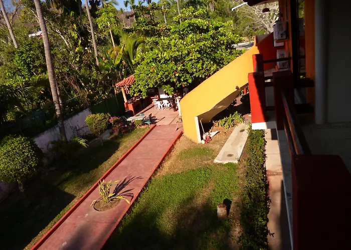 J.b. Hotel Zihuatanejo