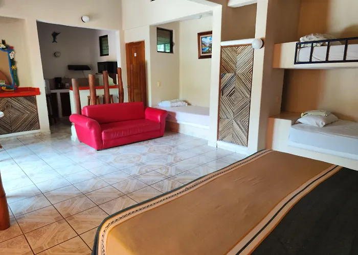 Hotel J.b. Zihuatanejo